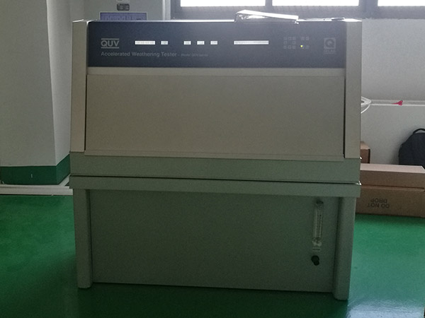 QUV紫外線加速老化試驗箱