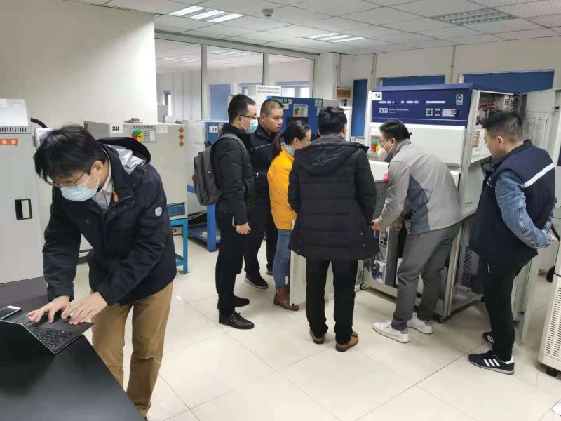 現(xiàn)場(chǎng)技術(shù)培訓(xùn)QUV&Q-SUN3