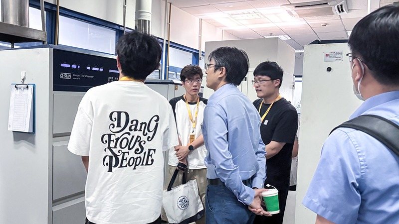 2025年汽車材料耐候老化與光照測(cè)試技術(shù)培訓(xùn)實(shí)驗(yàn)室參觀