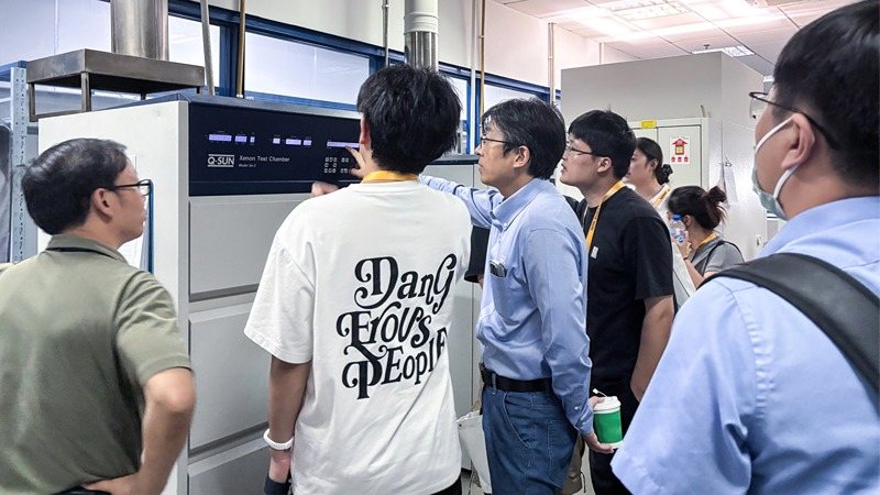 2025年汽車材料耐候老化與光照測(cè)試技術(shù)培訓(xùn)實(shí)驗(yàn)室參觀